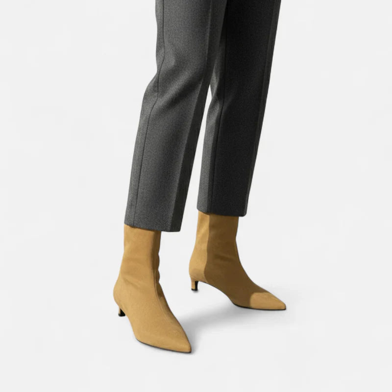 Velqlo | Bottines à Talons Kitten en Daim – Élégance Élancée et Confort Quotidien Femme