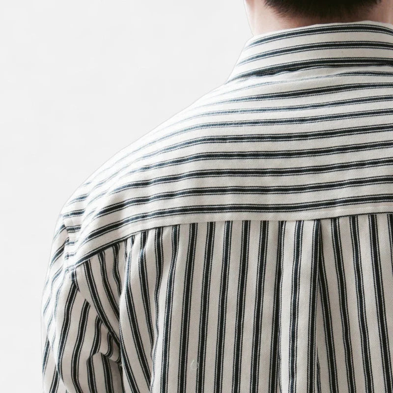 Velqlo | Chemise à Rayures Verticales – Élégance Graphique et Confort Respirant Homme